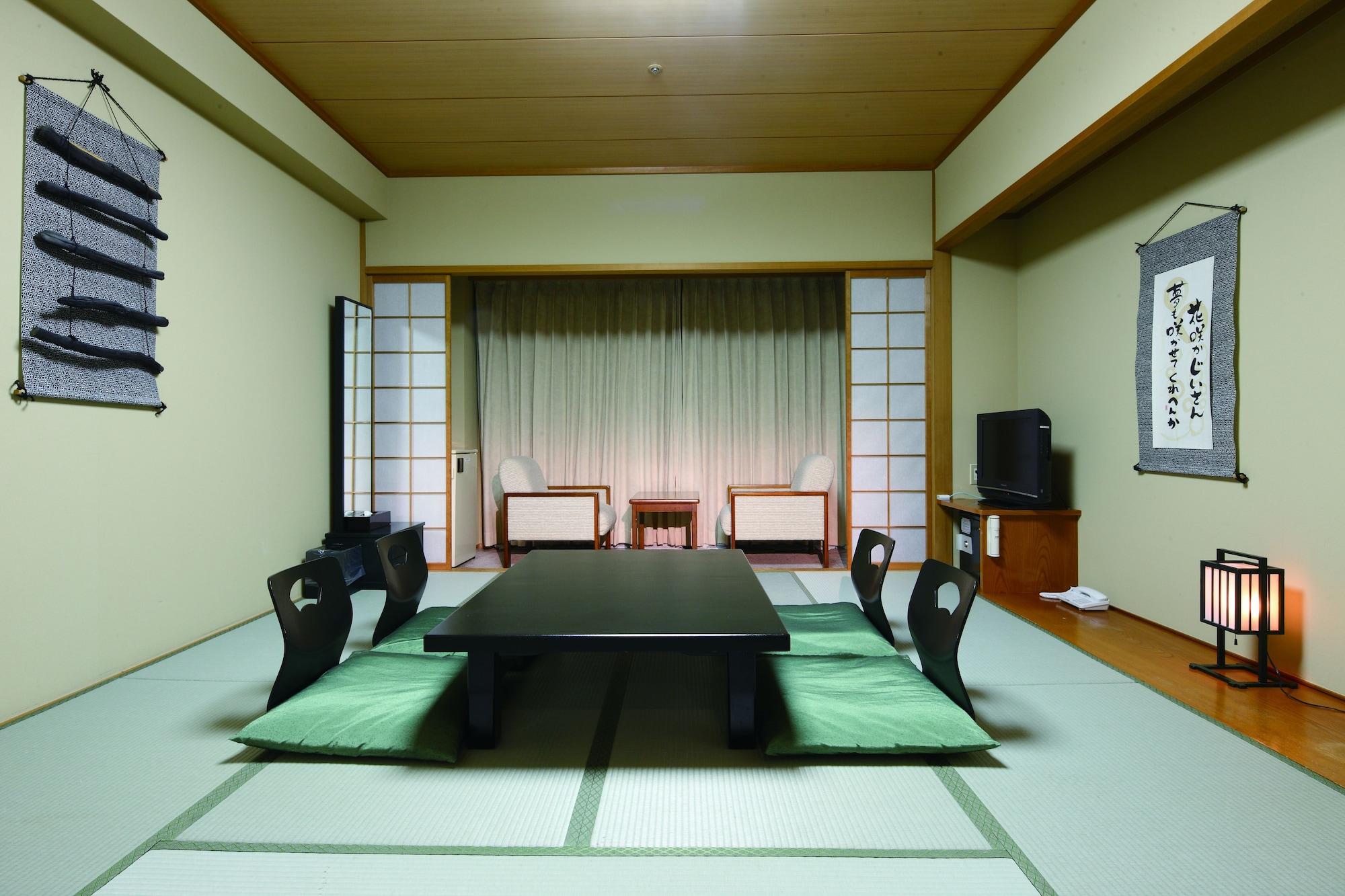 Royal Hotel Yatsugatake -From Apr2024 Grand Mercure Yatsugatake Resort & Spa Hokuto  Buitenkant foto