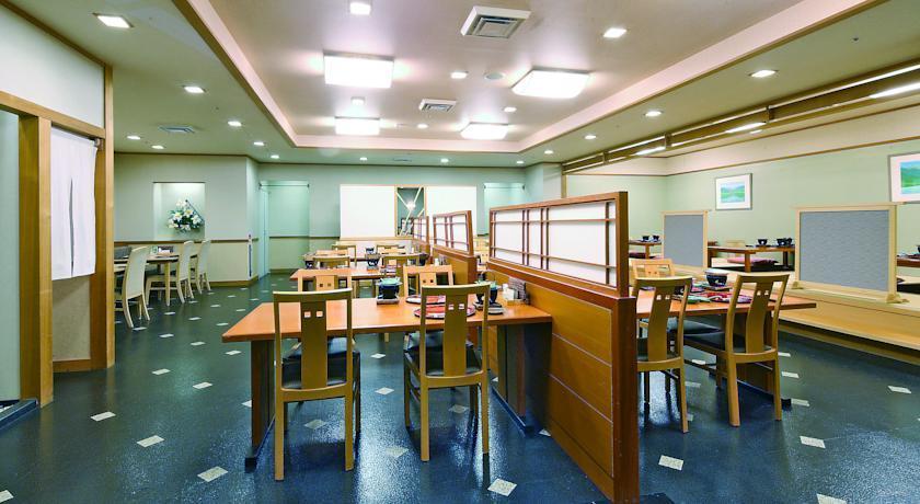 Royal Hotel Yatsugatake -From Apr2024 Grand Mercure Yatsugatake Resort & Spa Hokuto  Buitenkant foto