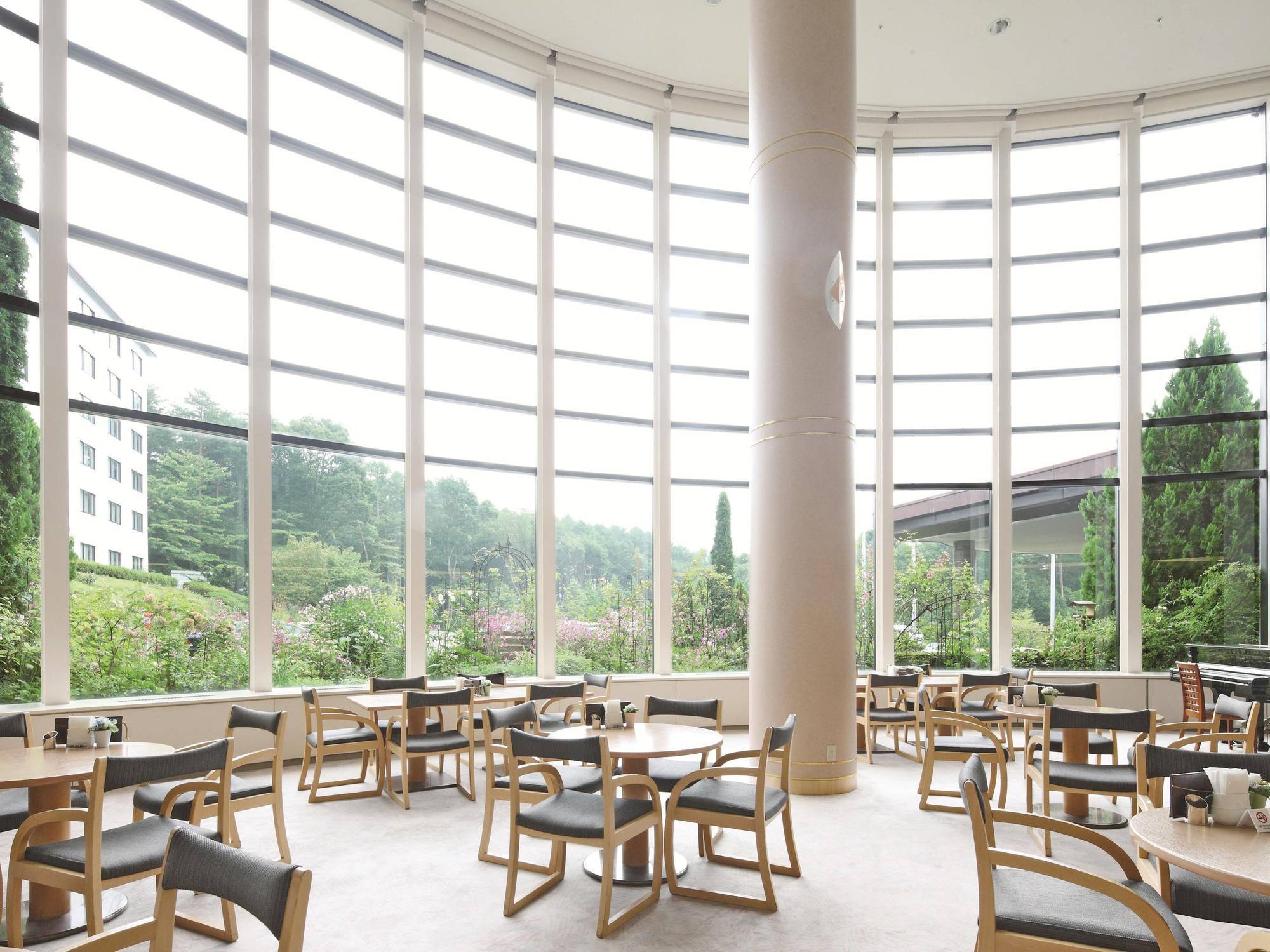 Royal Hotel Yatsugatake -From Apr2024 Grand Mercure Yatsugatake Resort & Spa Hokuto  Buitenkant foto